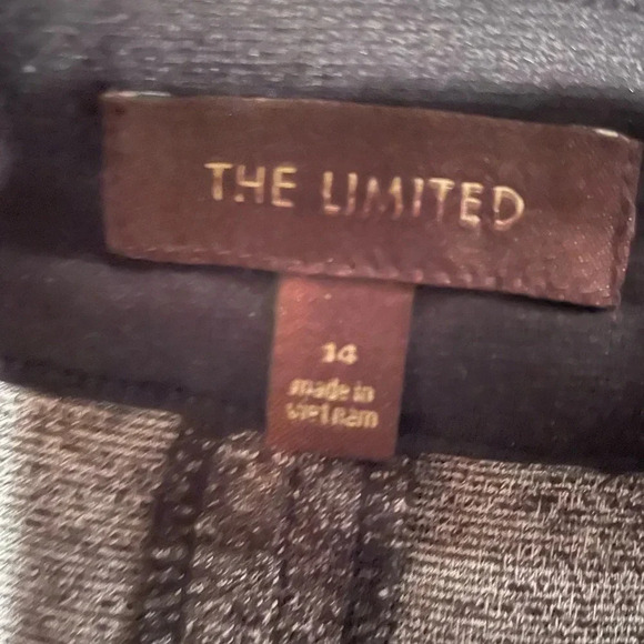 The limited gray skirt size 14 - Picture 3 of 3